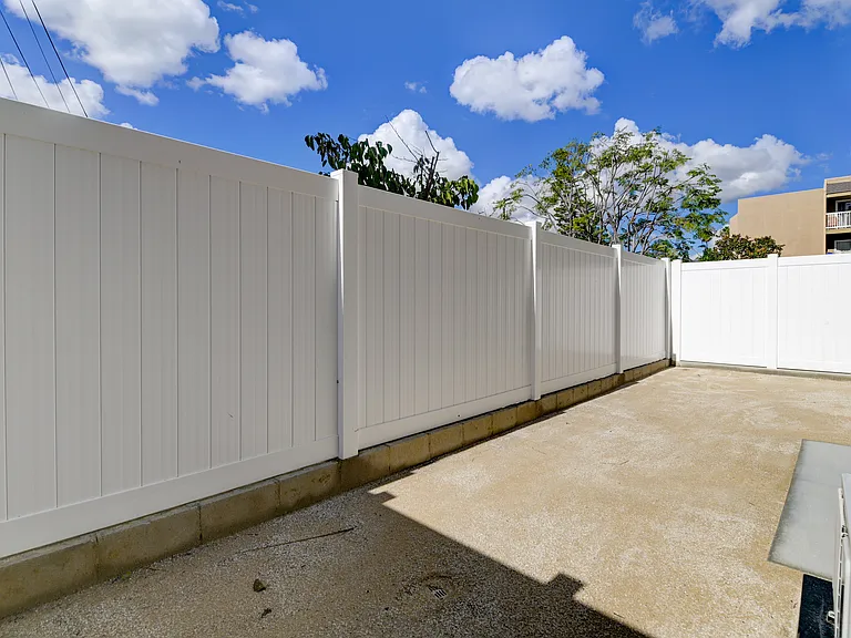3006 Suncrest Dr #B — Photo 8