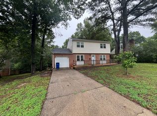 439 Nicewood Dr, Newport News, VA 23602