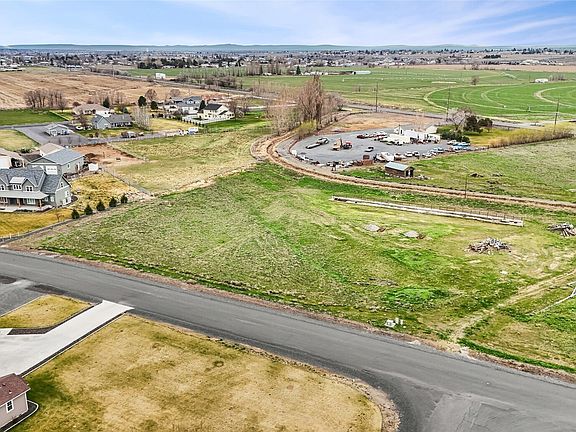 2nd image of 10133 Road 5.7 NE