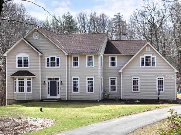 121 Cortland Way, Granby, CT 06060