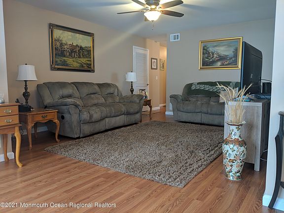 5th image of 149 Kramer Court #1000