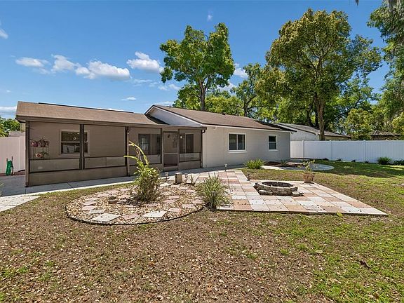 5th image of 2505 Linden Tree St