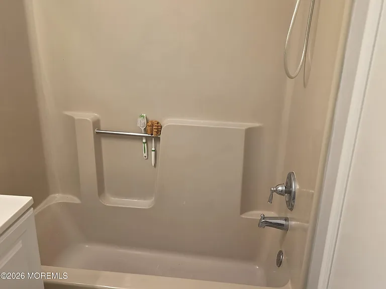 421 Ibis Ct — Photo 12