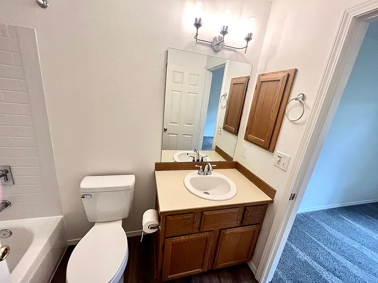 209 E 18th Ave #D16 — Photo 25