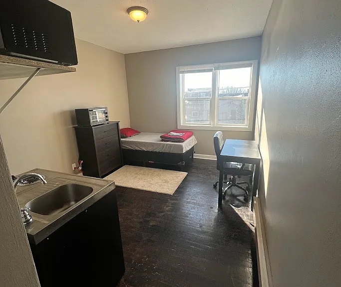 511 N Main St #6 — Photo 1