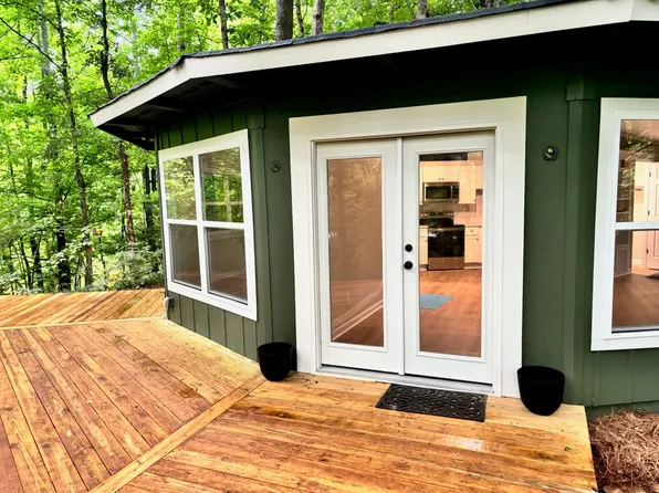 15890 Westbrook Rd, Milton, GA 30004