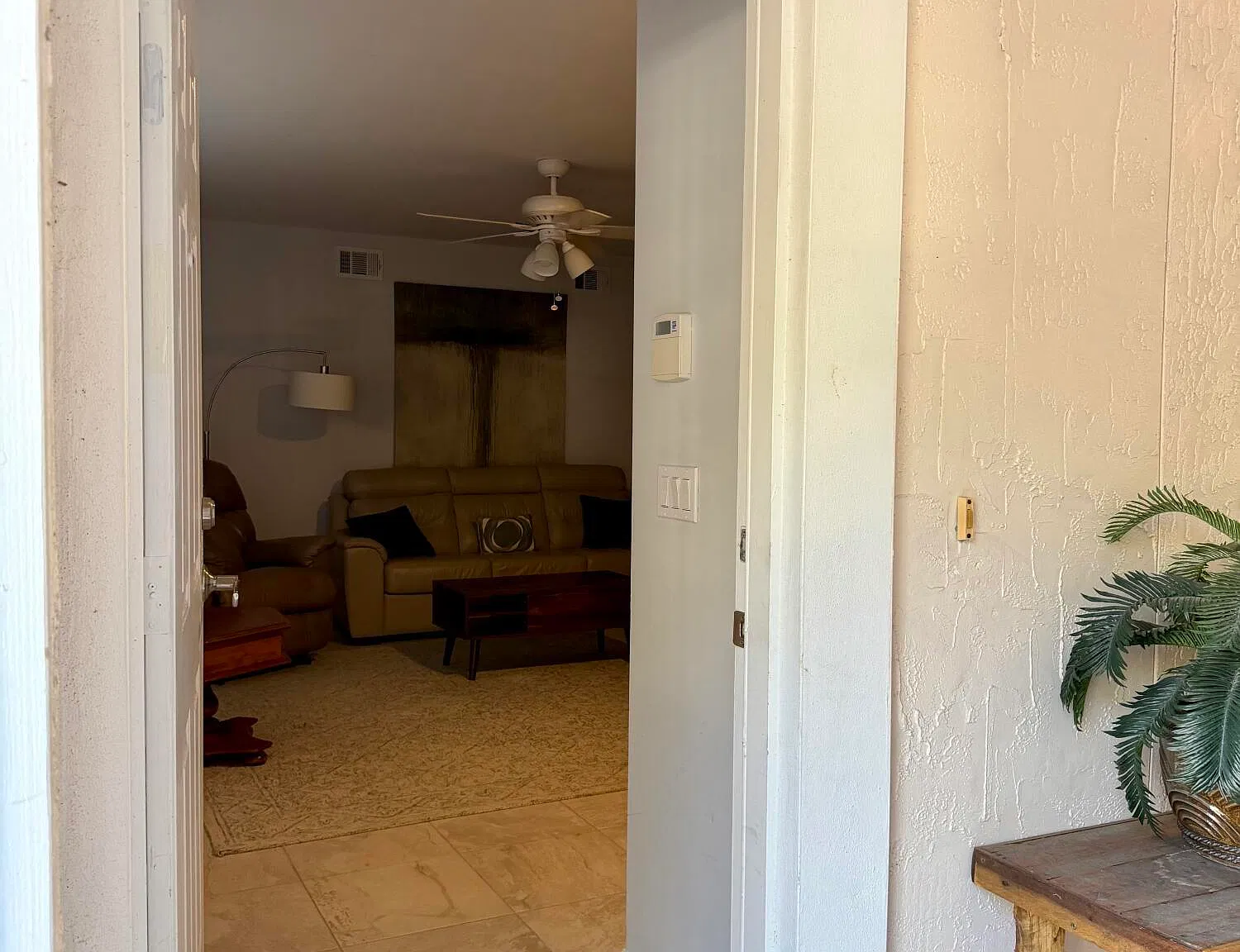 2 bed, 2.0 bath, 1167 sqft, $1,900 — Photo 3