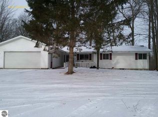 1642 W Isabella Rd, Midland, MI 48640