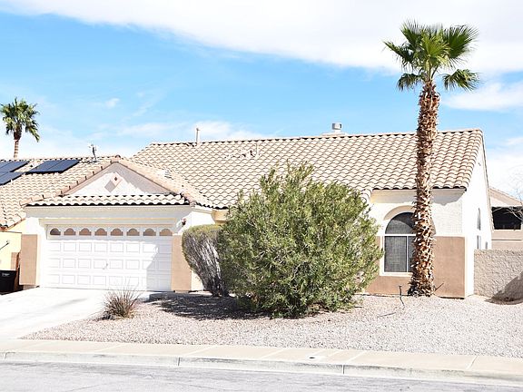 2nd image of 606 Grande Sombrero Way