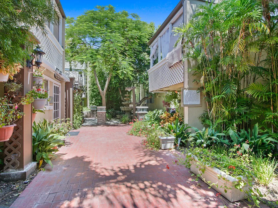 Parkwood Villas