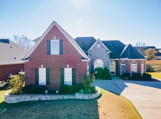 1083 Nealcrest Cir, Spring Hill, TN 37174