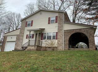 120 Clarence Ln, Daniels, WV 25832