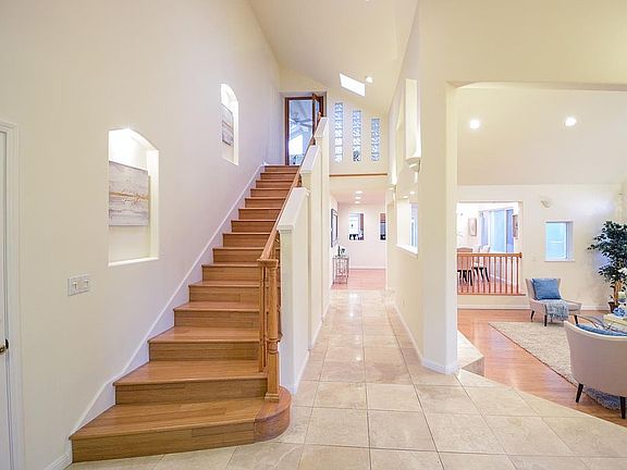 3rd image of 3055 Atherton Dr