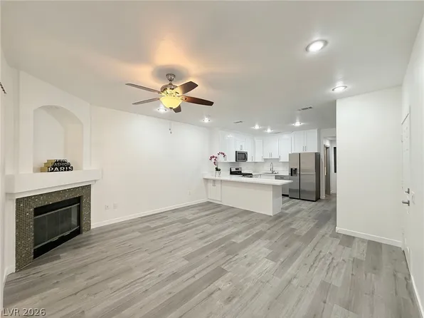 5415 W Harmon Ave Unit 1006, Las Vegas, NV 89103