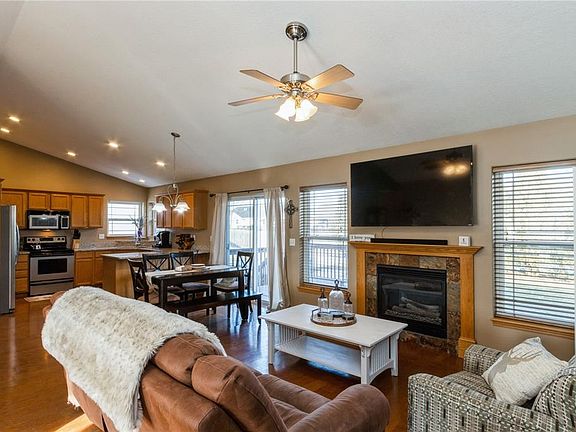2nd image of 220 Cattail Ln