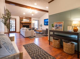 140 Nina Celeste Ln, Fayetteville, GA 30215