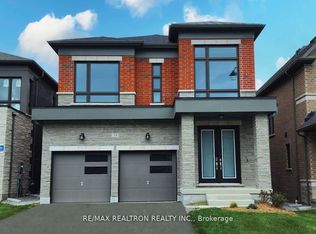 34 Sweet Cicely St, Springwater, ON L9X 2C7