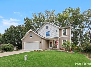 3521 Fairlane Dr, Hamilton, MI 49419