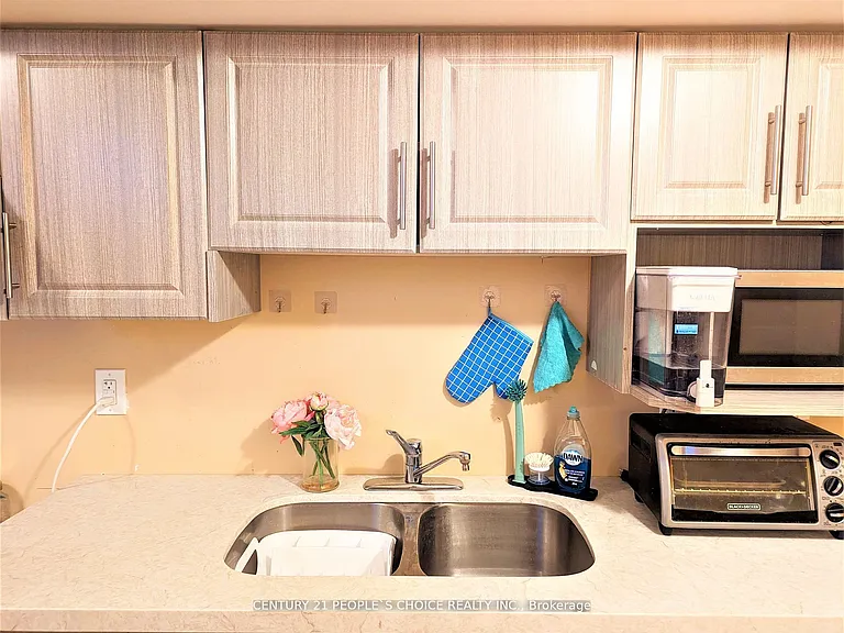 485 Greenpark Cres #BASEMENT — Photo 4
