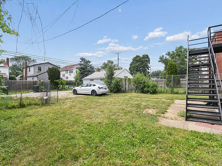 375 S Chase Ave — Photo 19