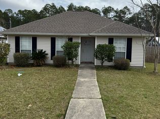 57400 Oak Ave, Slidell, LA 70461