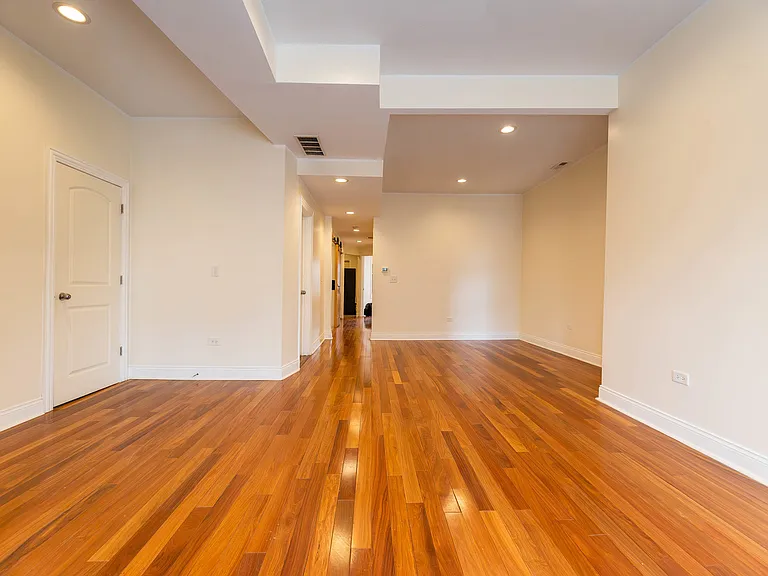 3827 W Flournoy St #1 — Photo 6