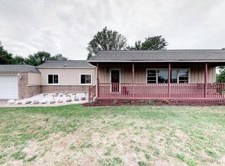 4036 Hershey Rd, Erie, PA 16506