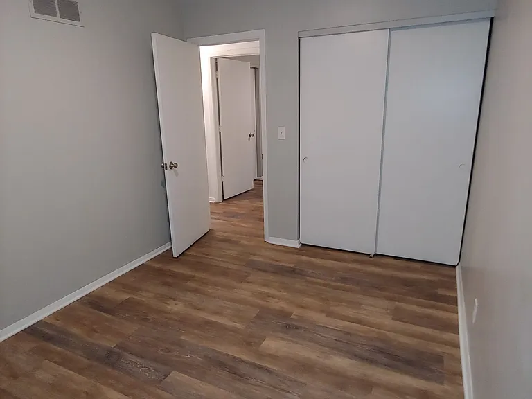 4080 Boston Dr — Photo 16