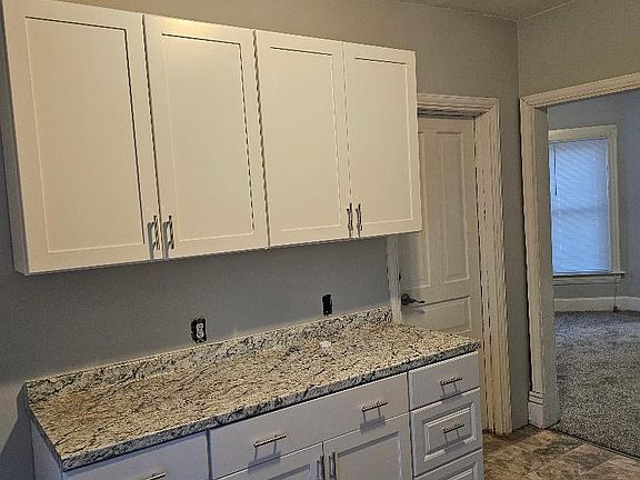 2nd image of 2200 Harriet St #2200