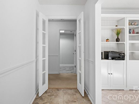 3rd image of 9608 Watergate Rd