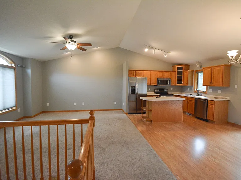 3702 Halling Pl SW — Photo 4