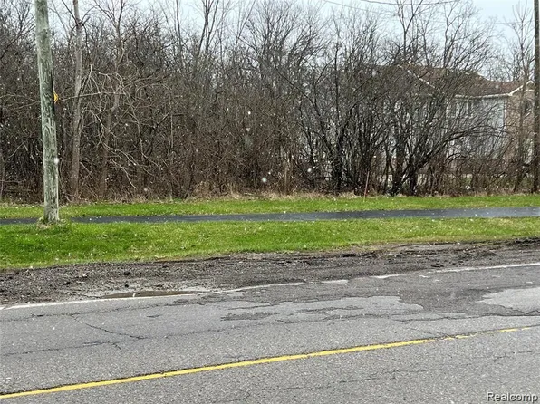 0 Meridian Rd, Grosse Ile, MI 48138