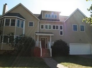 20 Selwyn Rd, Newton, MA 02461