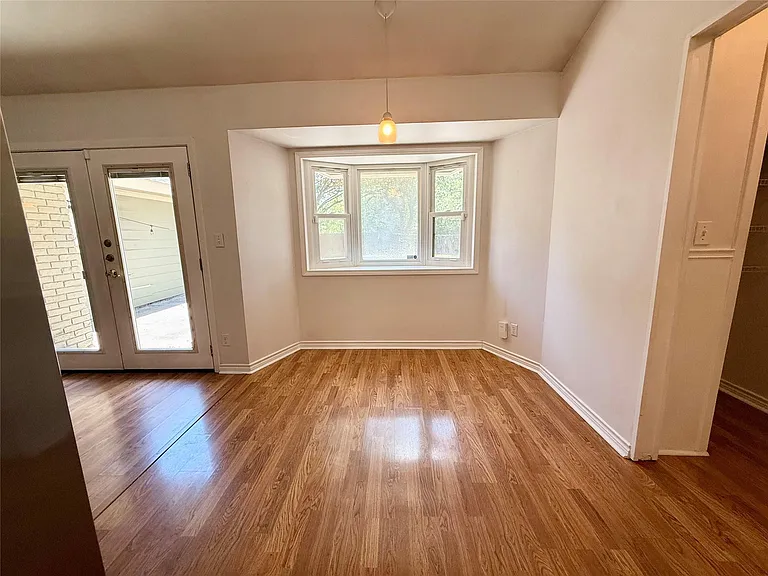 6301 Emory Ln — Photo 6