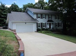 1601 Shore View Ln, Hixson, TN 37343