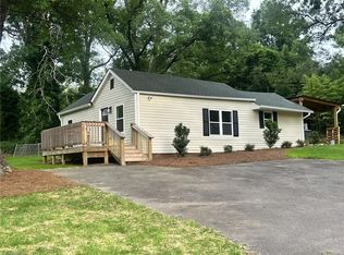 1108 Willow St, Eden, NC 27288