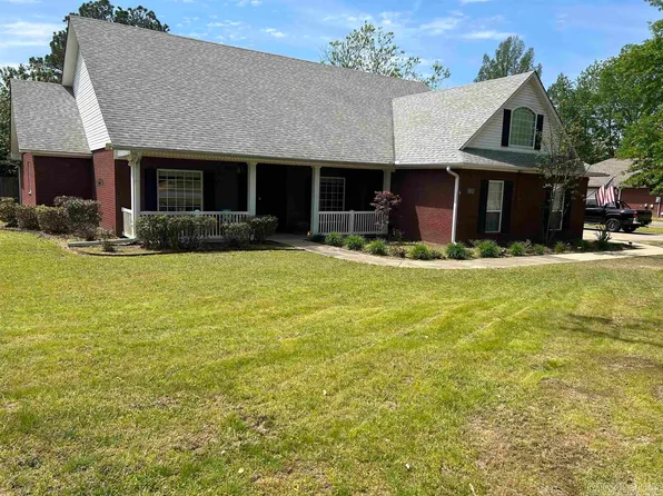 1012 W Holland Ave, White Hall, AR 71602