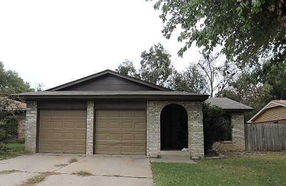 1st image of 700 N Anita Dr