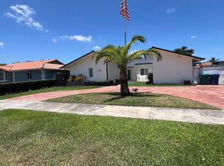10433 SW 21st Ter, Miami, FL 33165