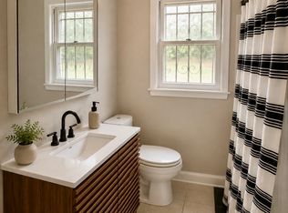 1070 Redwood Dr, Lexington, KY 40511