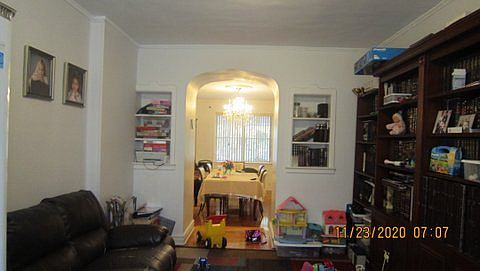 5th image of 1358 46th St #1