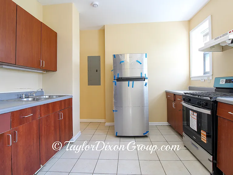 4035 W Gladys Ave #2N — Photo 15