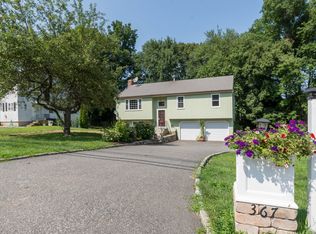 367 Church Hill Rd, Trumbull, CT 06611