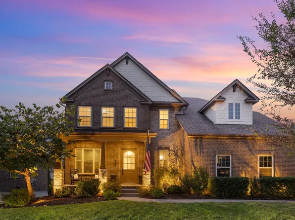 2105 Belsford Dr, Nolensville, TN 37135