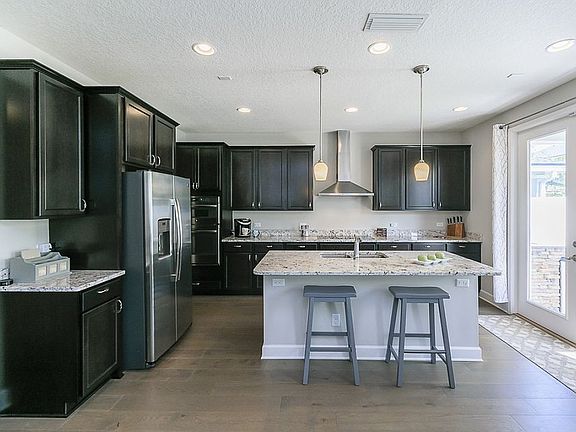 5th image of 4043 Gulfstream Dr