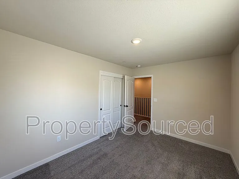 936 W Alameda St #A — Photo 26