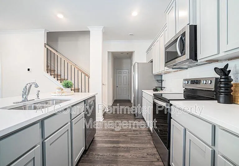 607 Silver Moon Dr — Photo 15