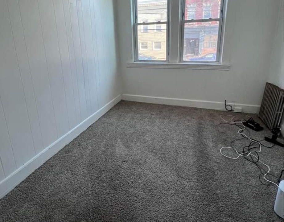 1st image of 43 Belmont Ave Floor 1