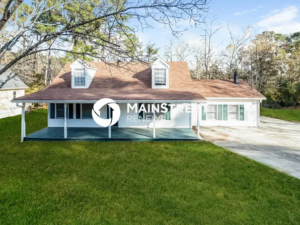 3835 Sunny Hill Dr, Loganville, GA 30052