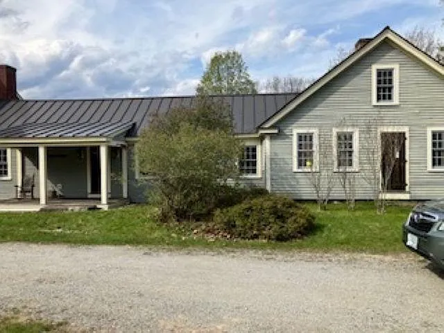338 E Washington Rd